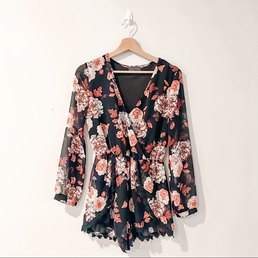 ASTR The Label Long Sleeve Romper